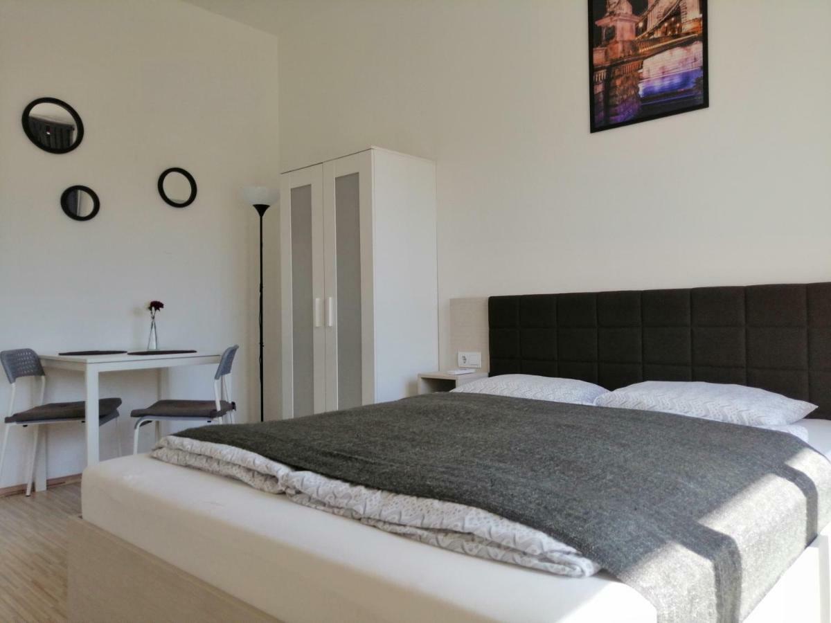 Zoom-Budapest Apartments מראה חיצוני תמונה