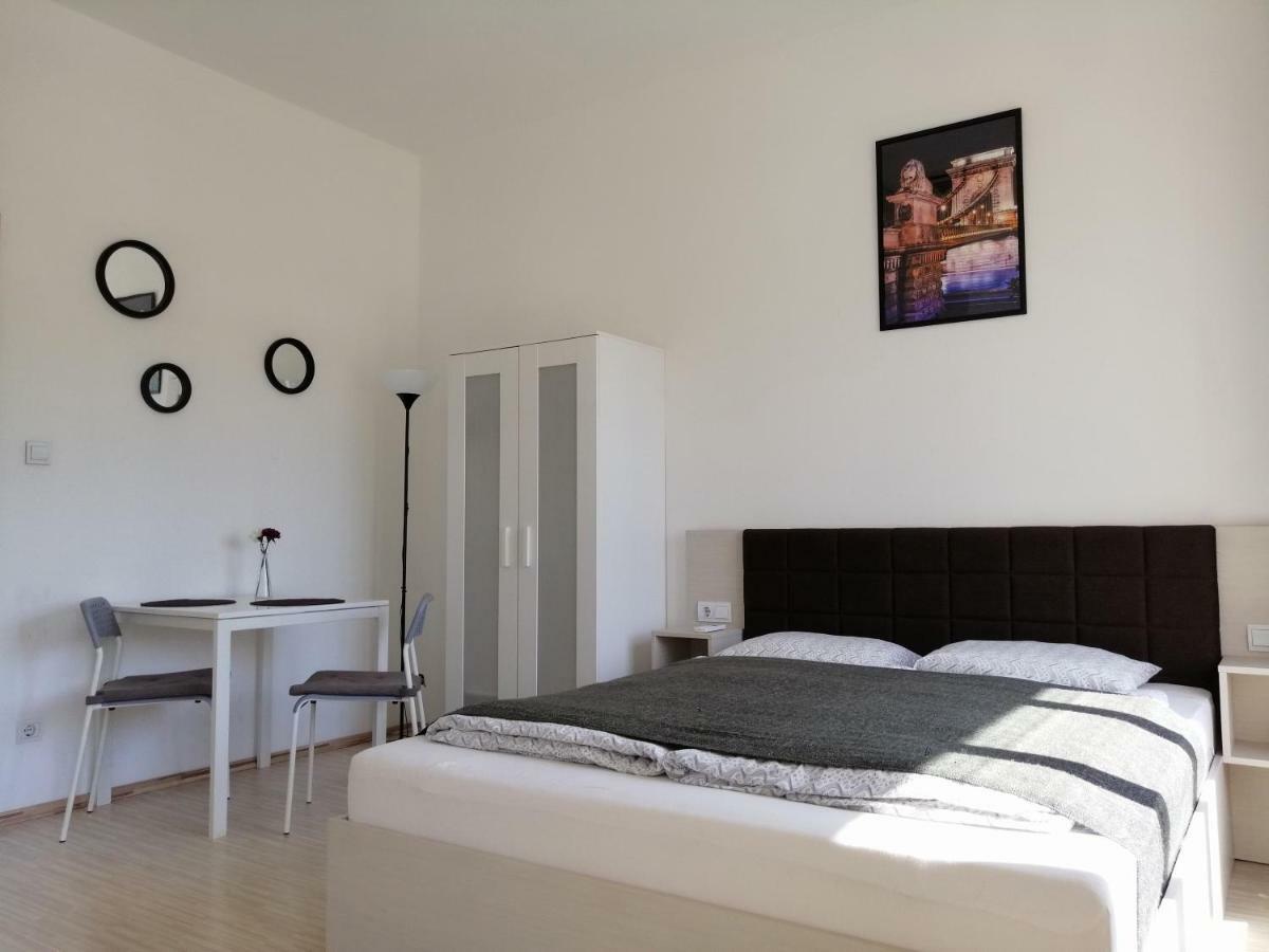 Zoom-Budapest Apartments מראה חיצוני תמונה