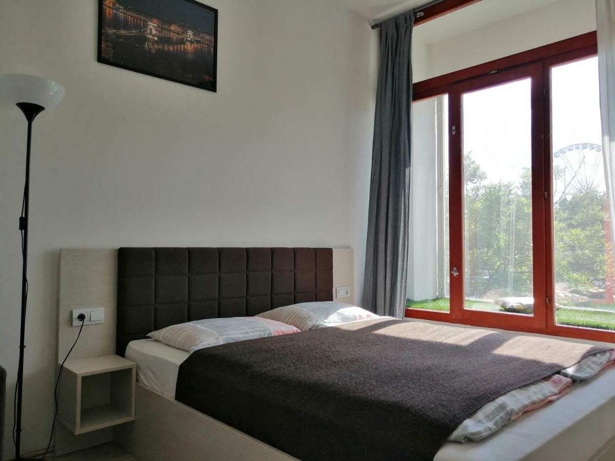 Zoom-Budapest Apartments מראה חיצוני תמונה
