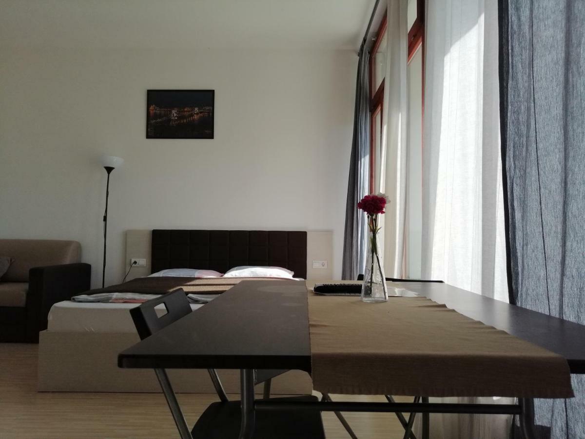 Zoom-Budapest Apartments מראה חיצוני תמונה